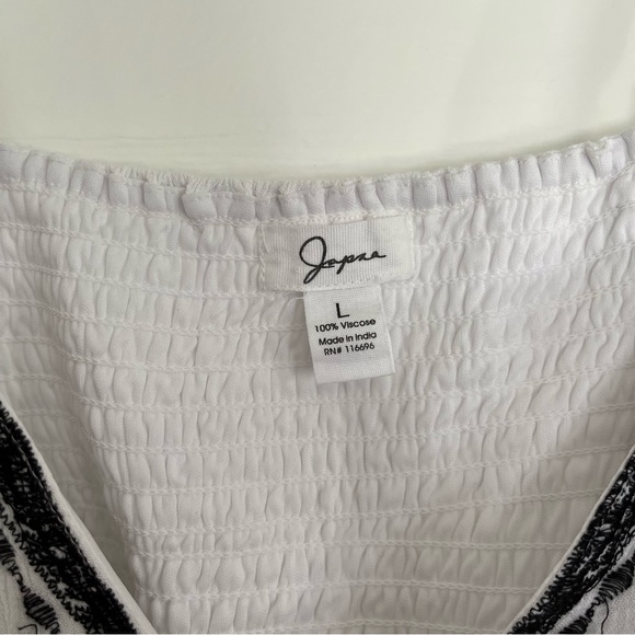 Embroidered Peplum Crop Tank - Picture 3 of 7